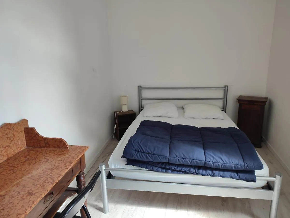 Duplex 70 M2 Balcon Coeur Historique Cahors Apartment