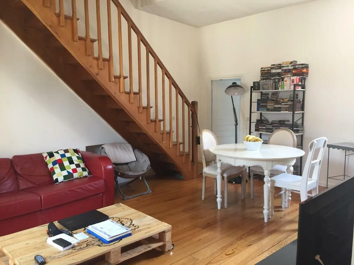 Duplex 70 M2 Balcon Coeur Historique Cahors Apartment
